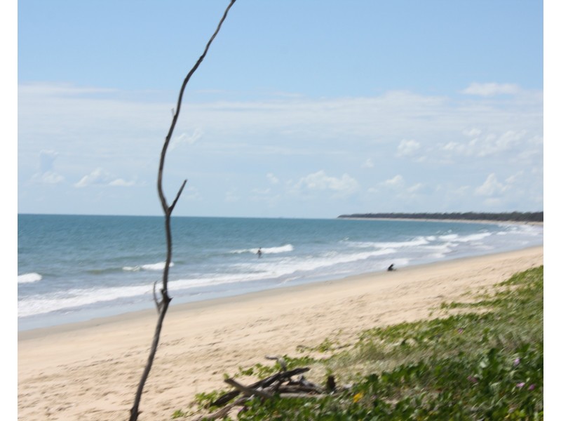 184 Acacia Street, Woodgate QLD 4660