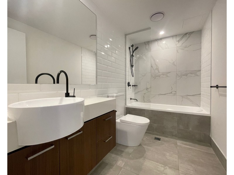 Varsity Lakes QLD 4227