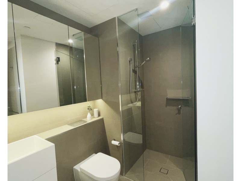 70 Southbank Blvd, Southbank VIC 3006