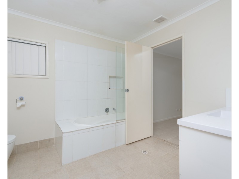 32 Biotite Street, Bethania QLD 4205