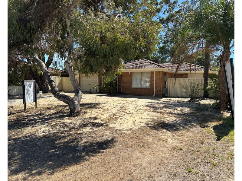 10 Eaglehawk Grove, Brookdale WA 6112