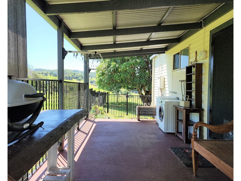 20 Pacific Heights Drive, Cumbalum NSW 2478