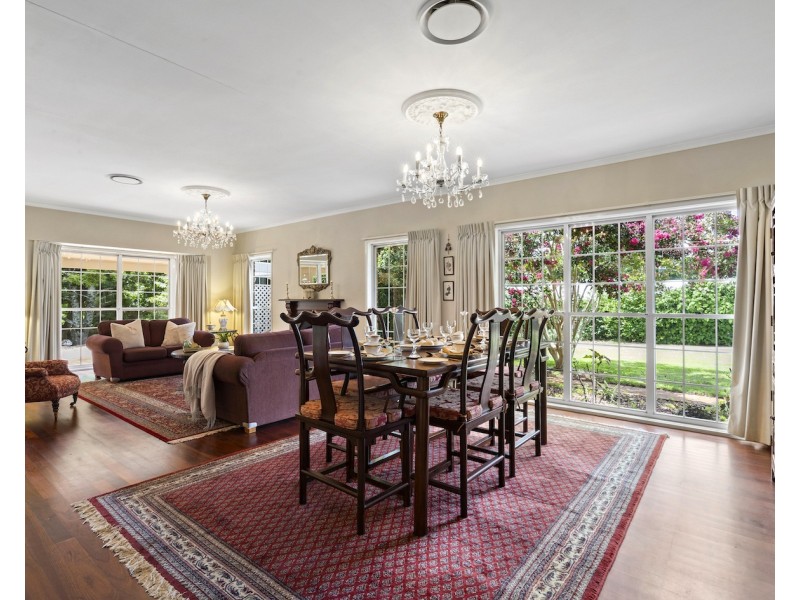 49 Bateke Road, Tamborine Mountain QLD 4272