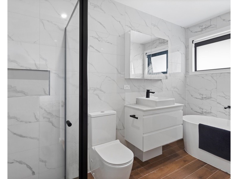 1/22 Larch Street, Thomastown VIC 3074