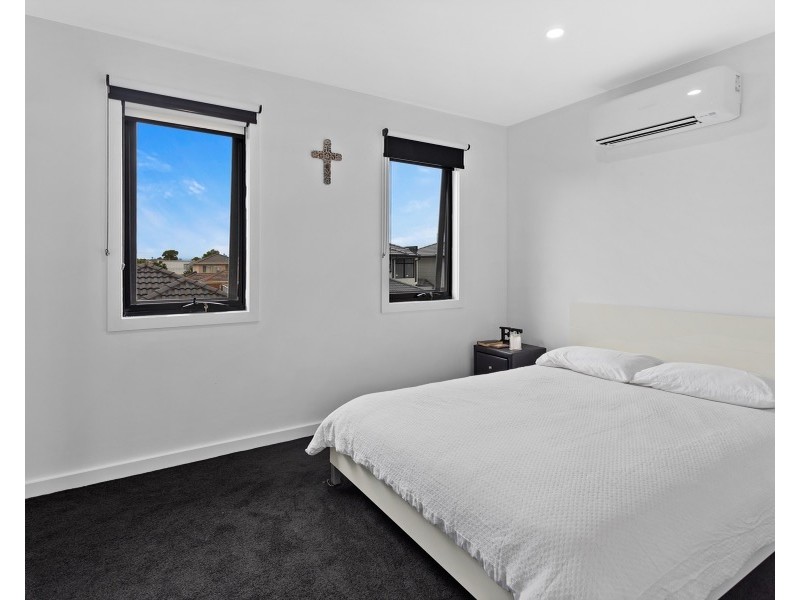 1/22 Larch Street, Thomastown VIC 3074