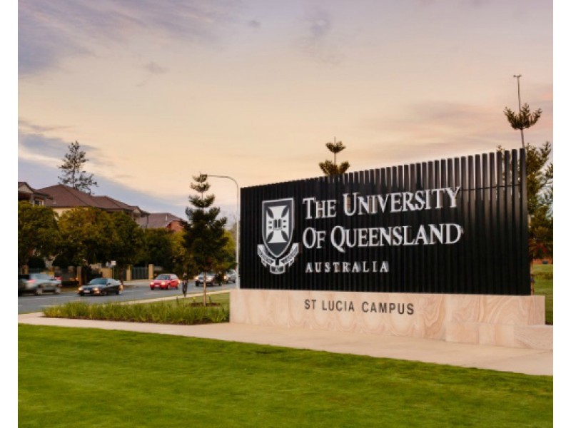 25 Eighth Avenue, St Lucia QLD 4067