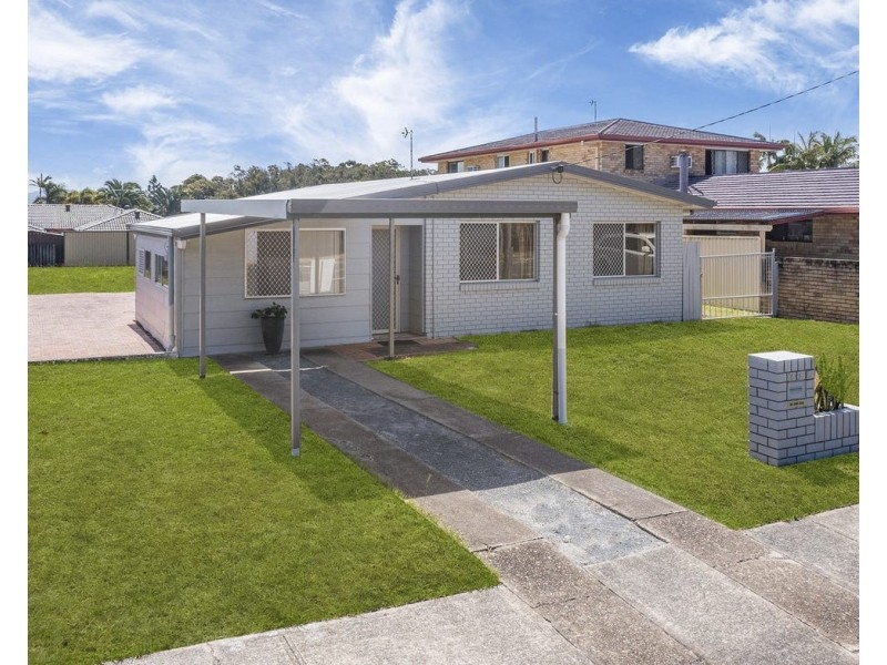 206 Oxley Drive, Coombabah QLD 4216