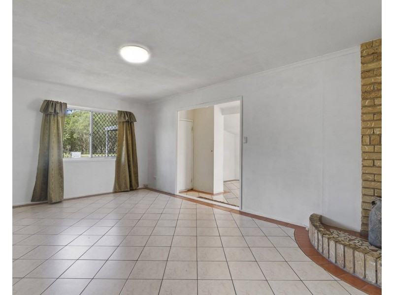 206 Oxley Drive, Coombabah QLD 4216