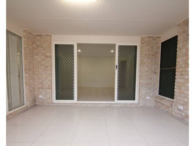 9 Witheren Circuit, Pacific Pines QLD 4211