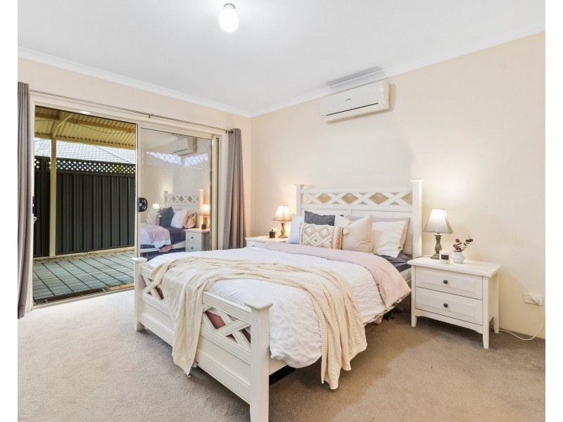 2/22 Gentle Circle, South Guildford WA 6055