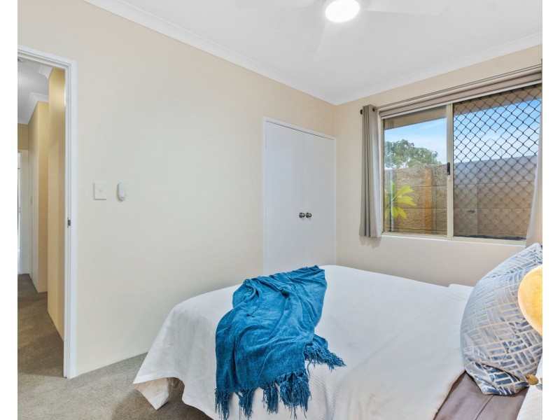 2/22 Gentle Circle, South Guildford WA 6055