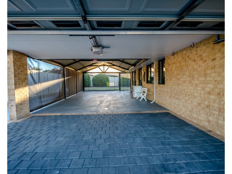 24 Ruby Avenue, Langford WA 6147