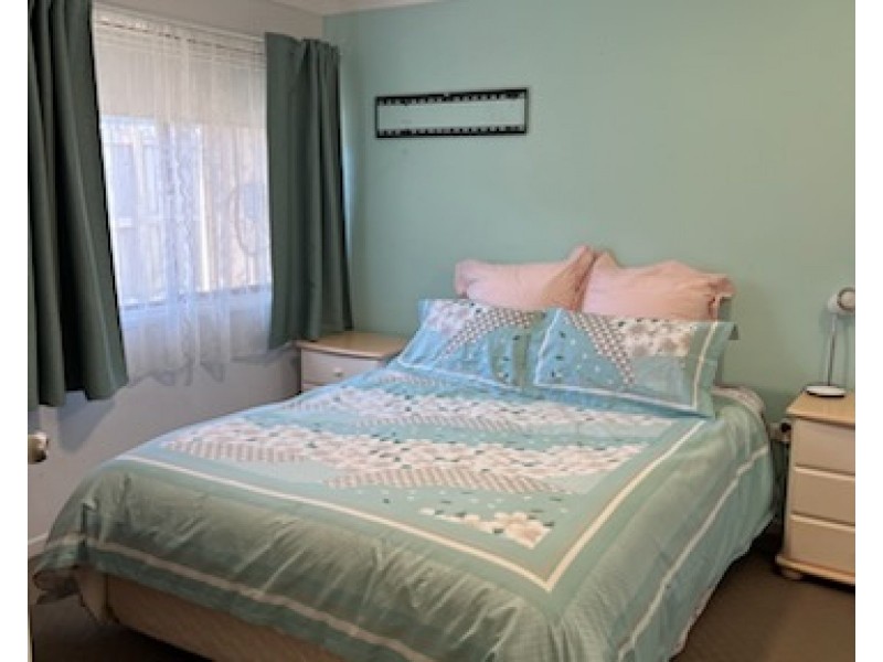 5 Rochester Drive, Mount Warren Park QLD 4207