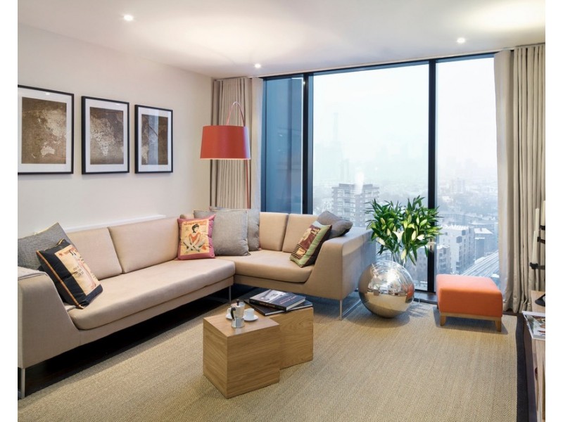 8 Queen Street, Southport QLD 4215