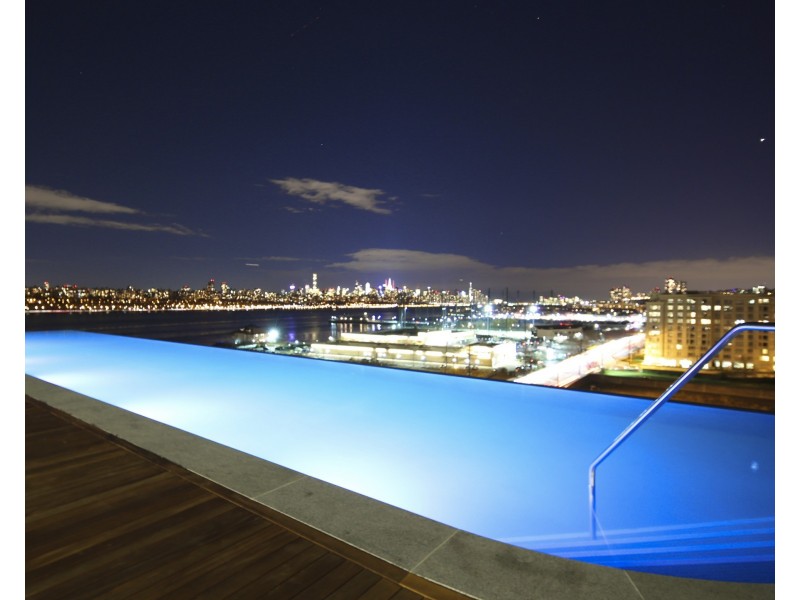 8 Queen Street, Southport QLD 4215