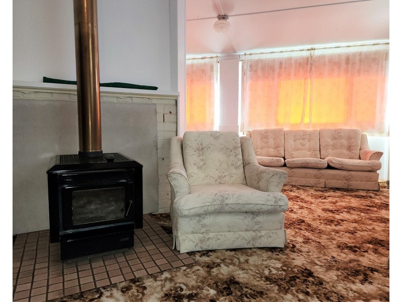 374 Rouse Street, Tenterfield NSW 2372