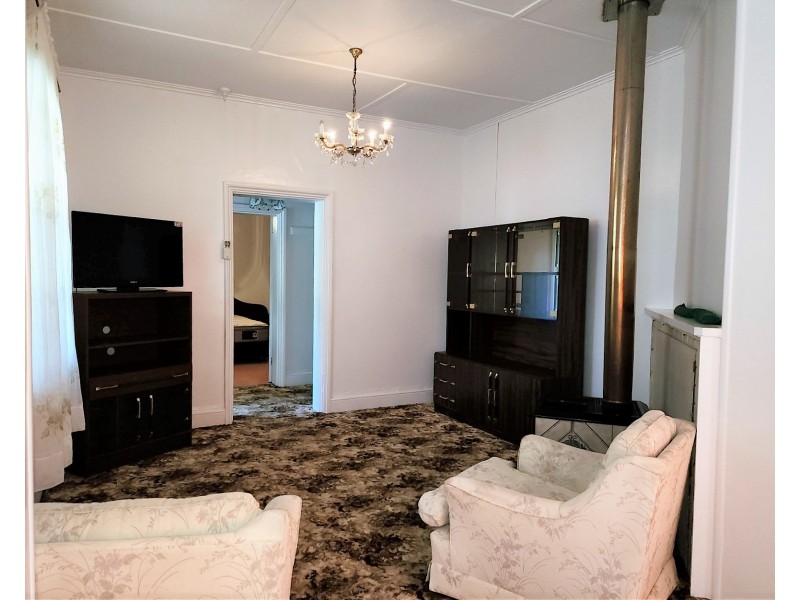 374 Rouse Street, Tenterfield NSW 2372