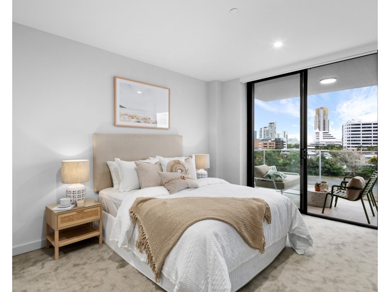 8 Manning Street, Milton QLD 4064