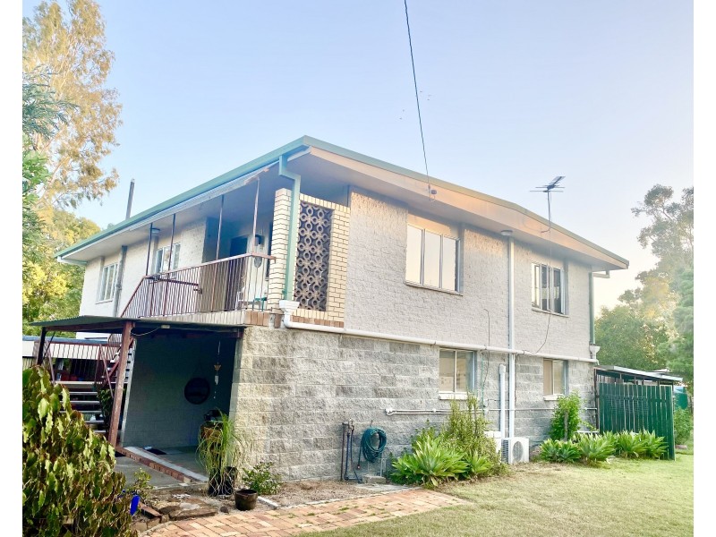 8 Gee Street, One Mile QLD 4305