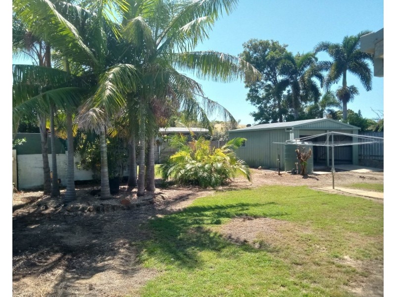 14 Oak Crescent, Bowen QLD 4805