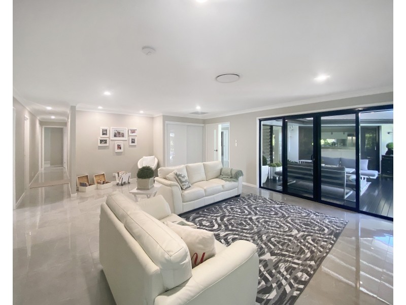 36 Hetherington Drive, Twin Waters QLD 4564