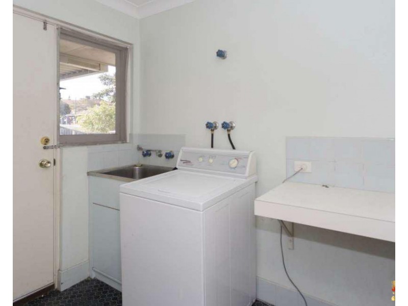 64 Burren Gate, Willetton WA 6155