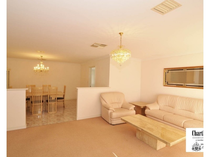 10 Law Court, Winthrop WA 6150
