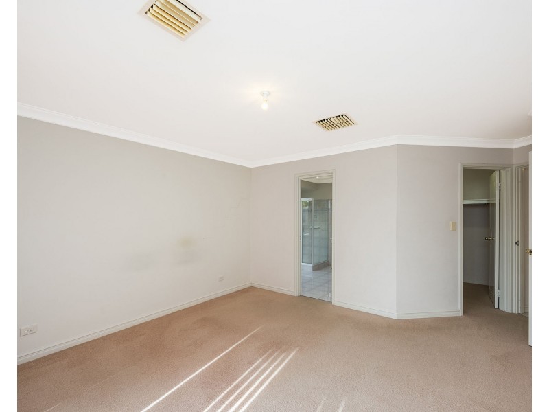 10 Law Court, Winthrop WA 6150