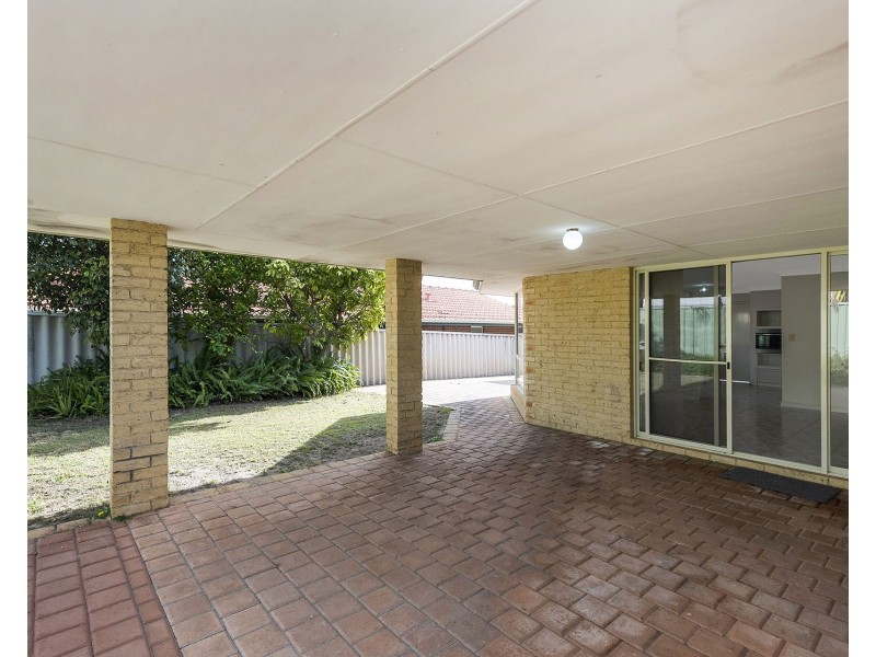 10 Law Court, Winthrop WA 6150