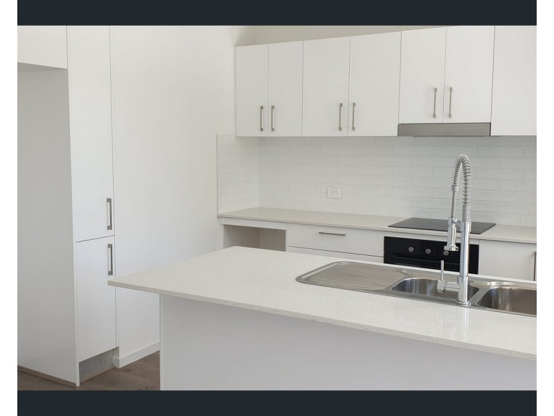 3/3 Bernice Avenue, Underwood QLD 4119