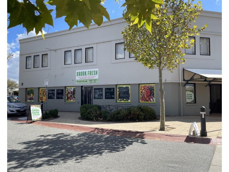 1/1 Highpoint BLVD, Ellenbrook WA 6069