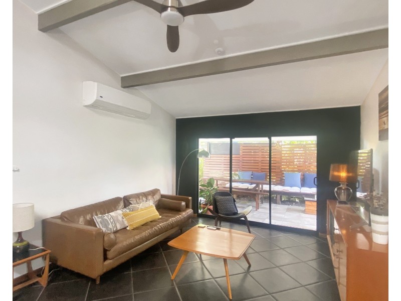 81 Yakola Parade, Alexandra Headland QLD 4572