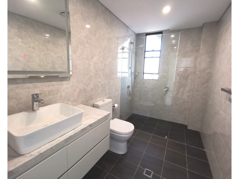 200 Bantry Bay Road, Frenchs Forest NSW 2086