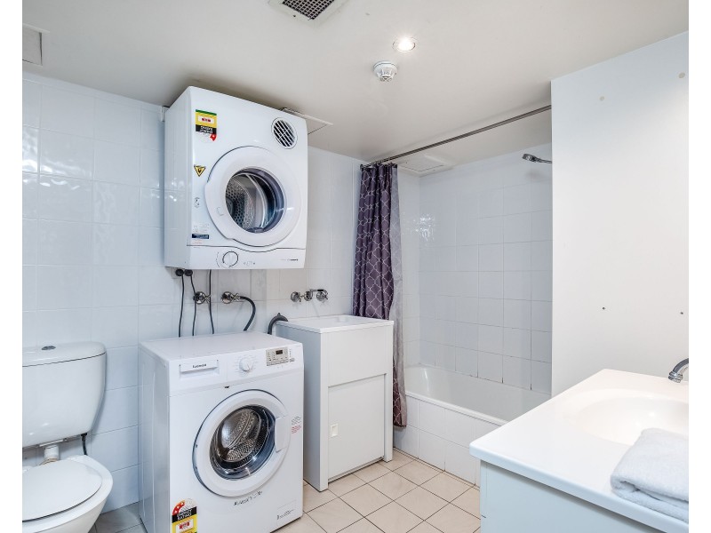 64/43 Enderley Avenue, Surfers Paradise QLD 4217