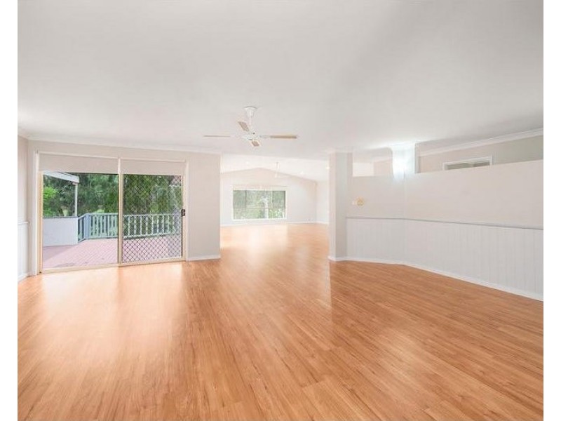 56 Greg Norman Crescent, Parkwood QLD 4214