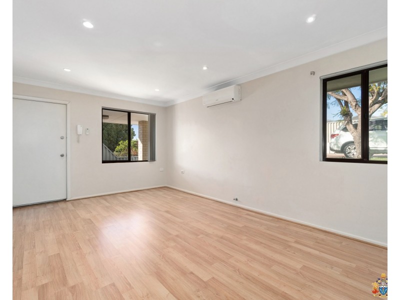 20B Roxwell Way, Girrawheen WA 6064