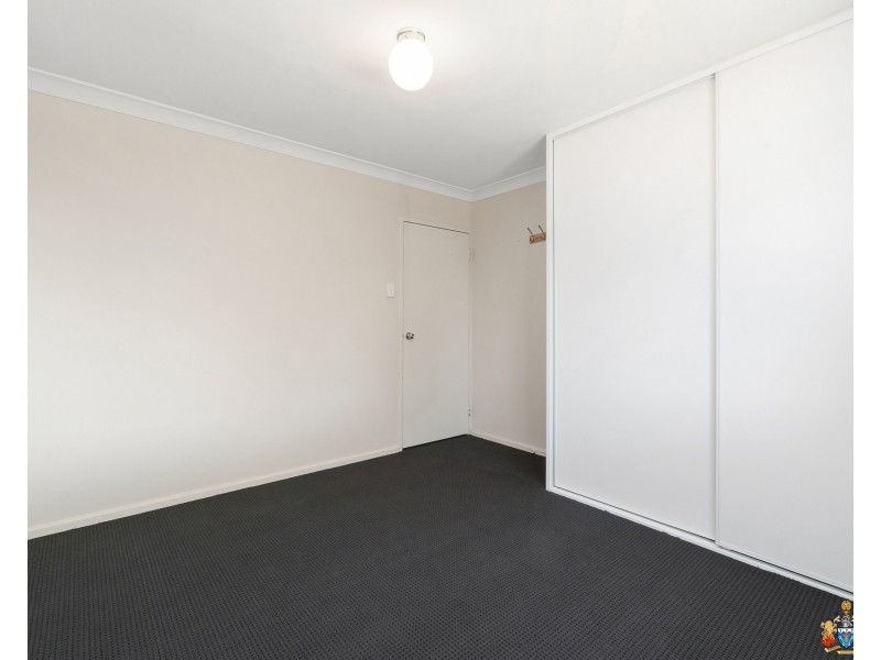 20B Roxwell Way, Girrawheen WA 6064