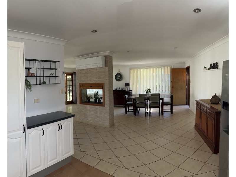 182 Wells Street, Springfield NSW 2250