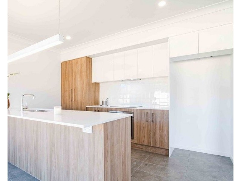 5 Woodland Court, Ormeau QLD 4208