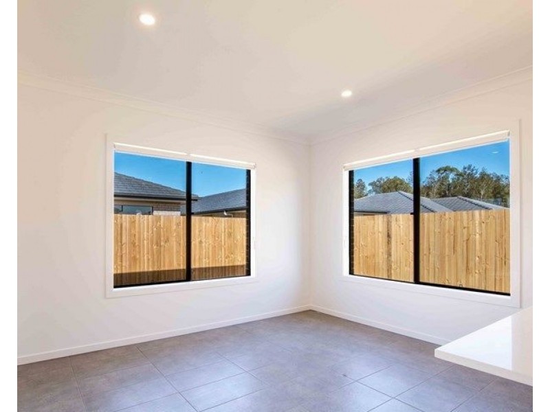 5 Woodland Court, Ormeau QLD 4208