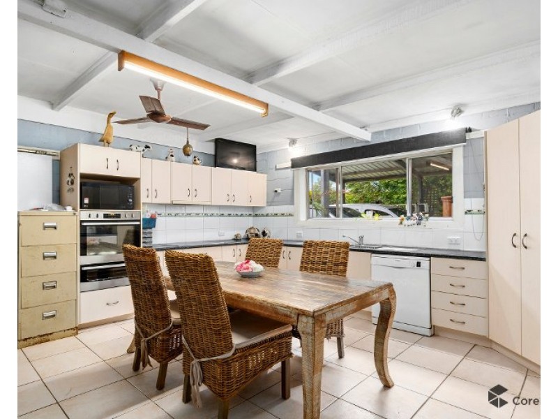 975 Chambers Flat Road, Chambers Flat QLD 4133