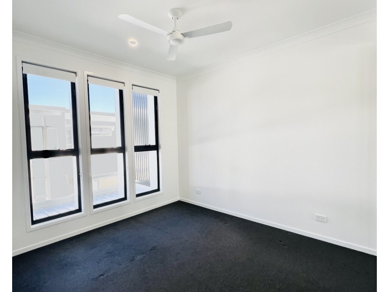 2/114 Salerno Street, Surfers Paradise QLD 4217