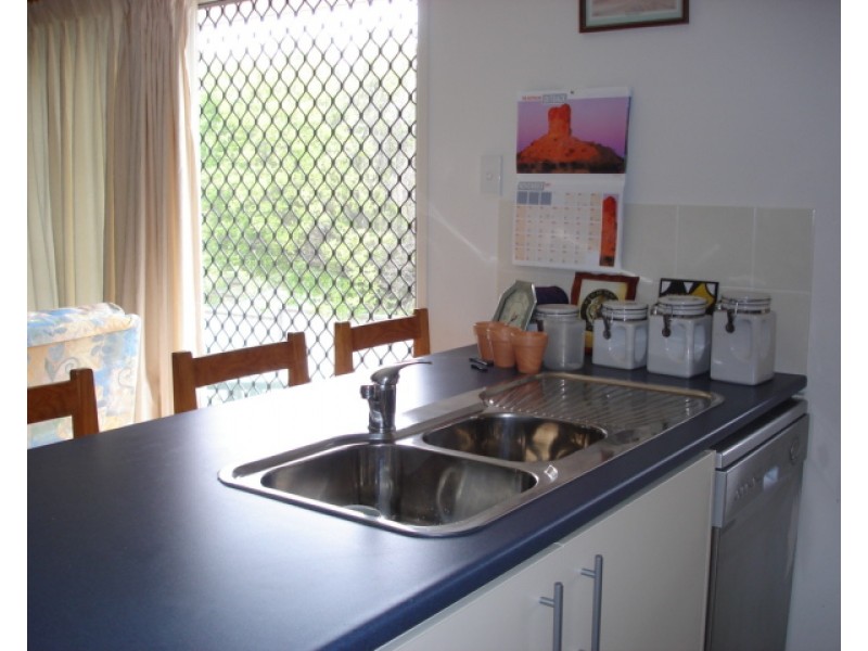 5 KRAATZ AVENUE, Loganlea QLD 4131