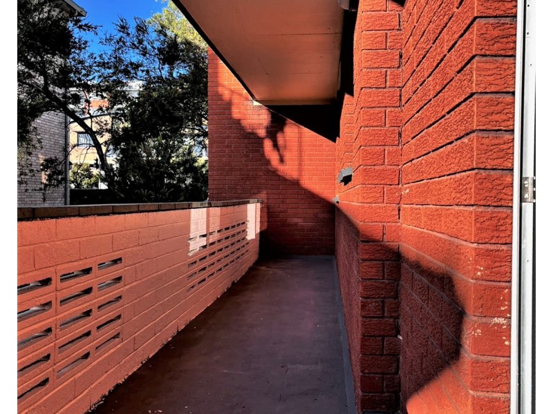 6/52 Oaks Avenue, Dee Why NSW 2099