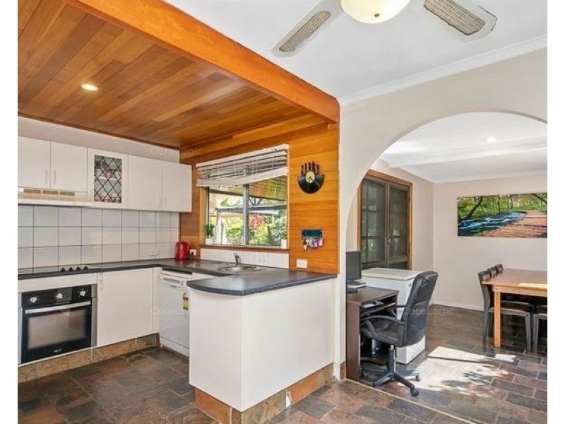 4 Kinross Road, Thornlands QLD 4164