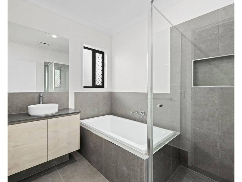 28 Eucalyptus Circuit, Springfield QLD 4300