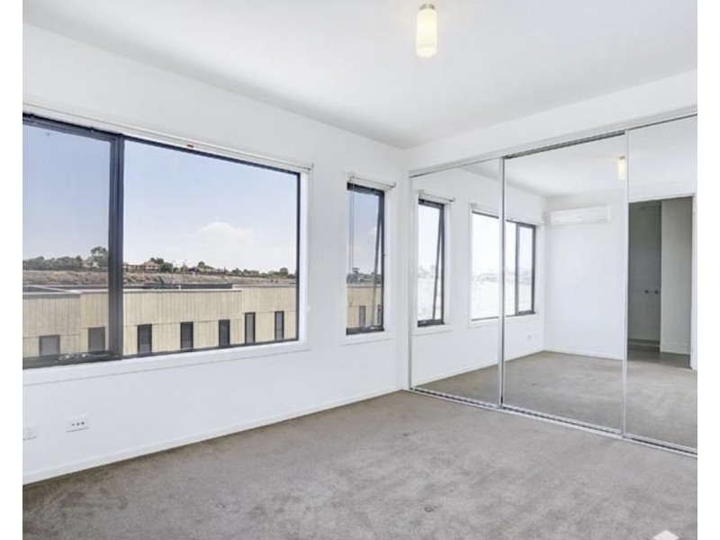 3/22 Larch Street, Thomastown VIC 3074