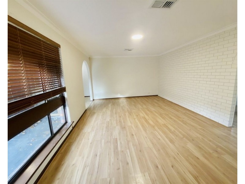 18 Mirrelia Way, Riverton WA 6148