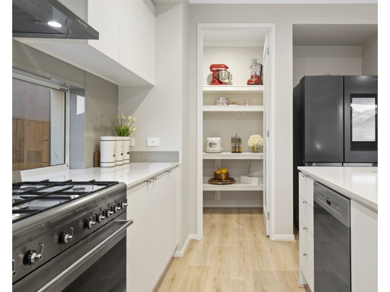 84 Somerset Cct, Pimpama QLD 4209