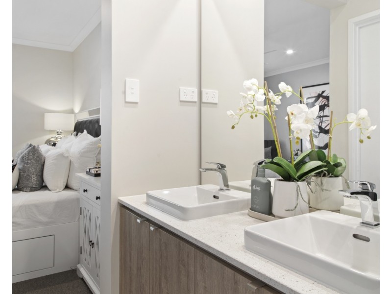 84 Somerset Cct, Pimpama QLD 4209